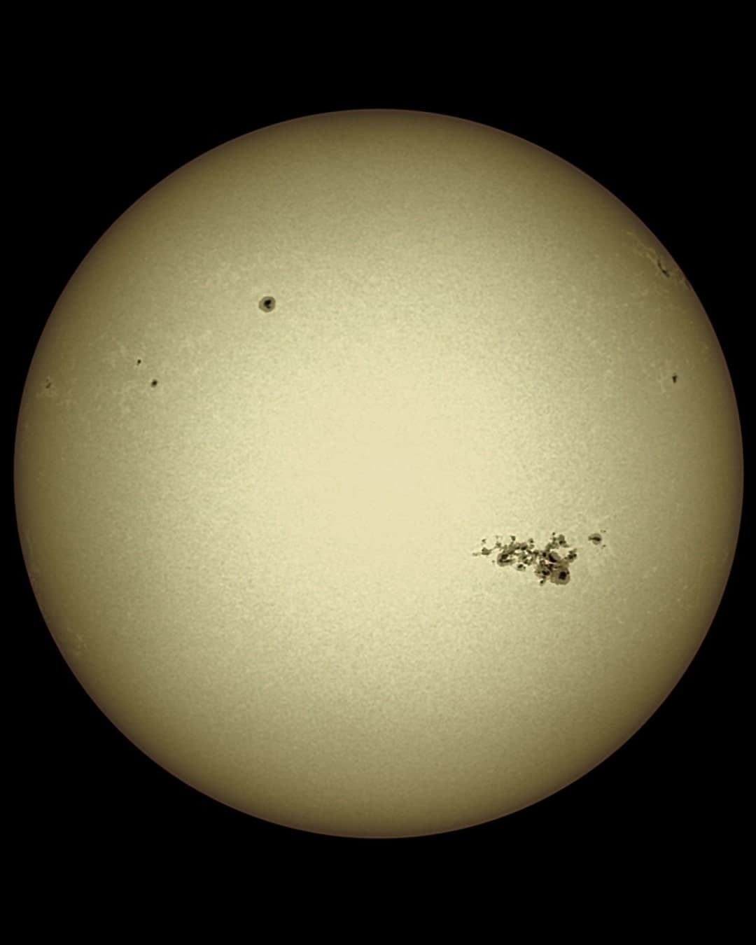 Manchas solares 09-05-2024